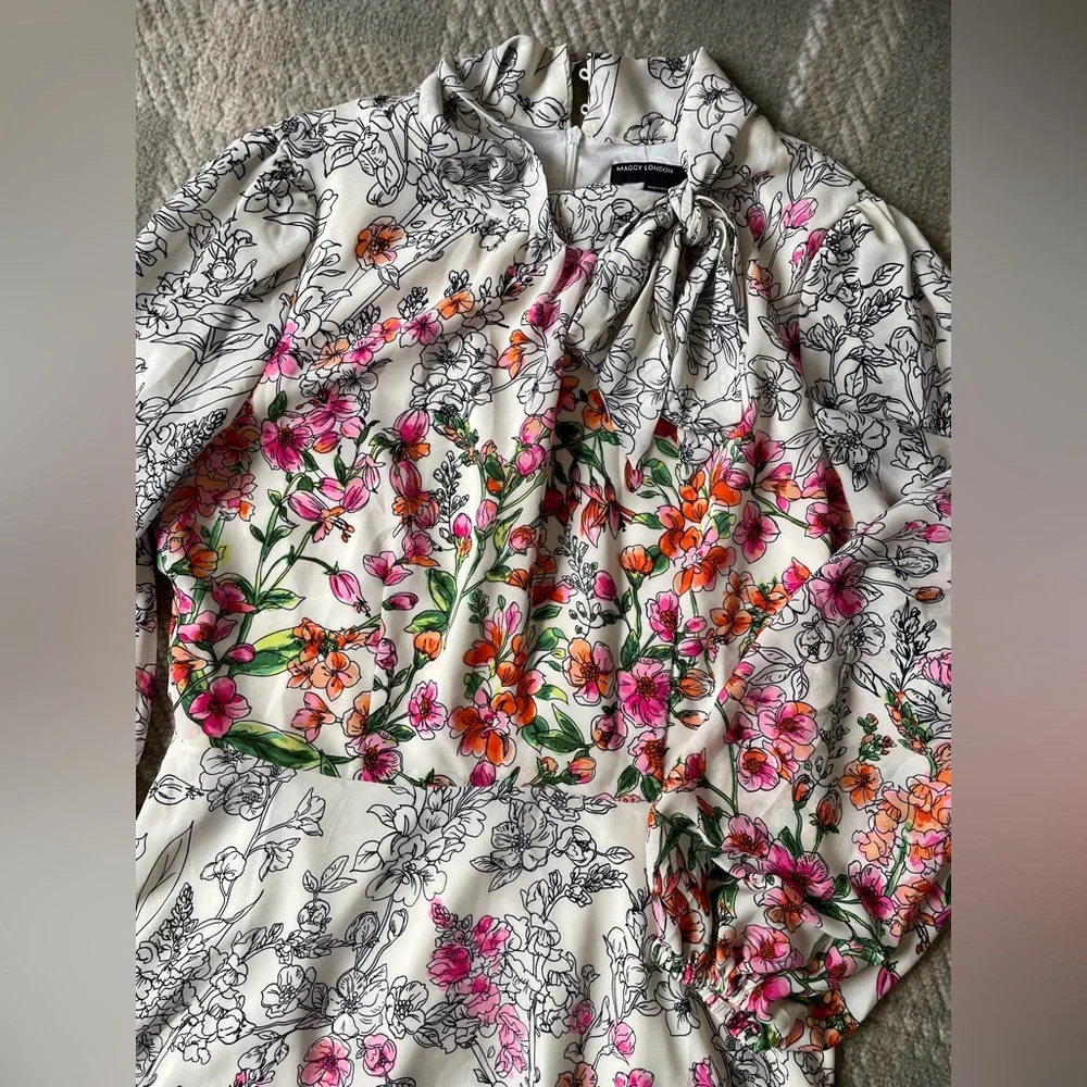 Maggy London mock neck tie floral dress 14 - Picture 7 of 7